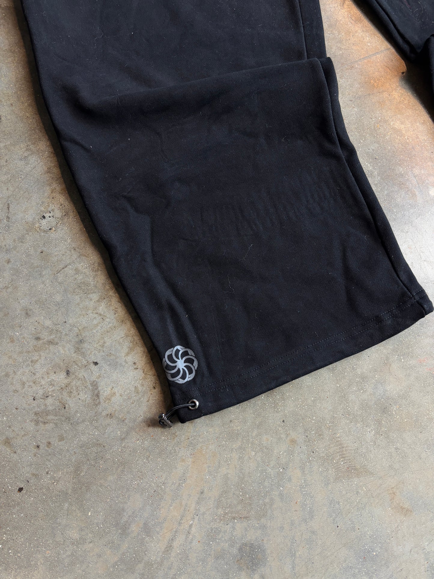 LF Noir Joggers