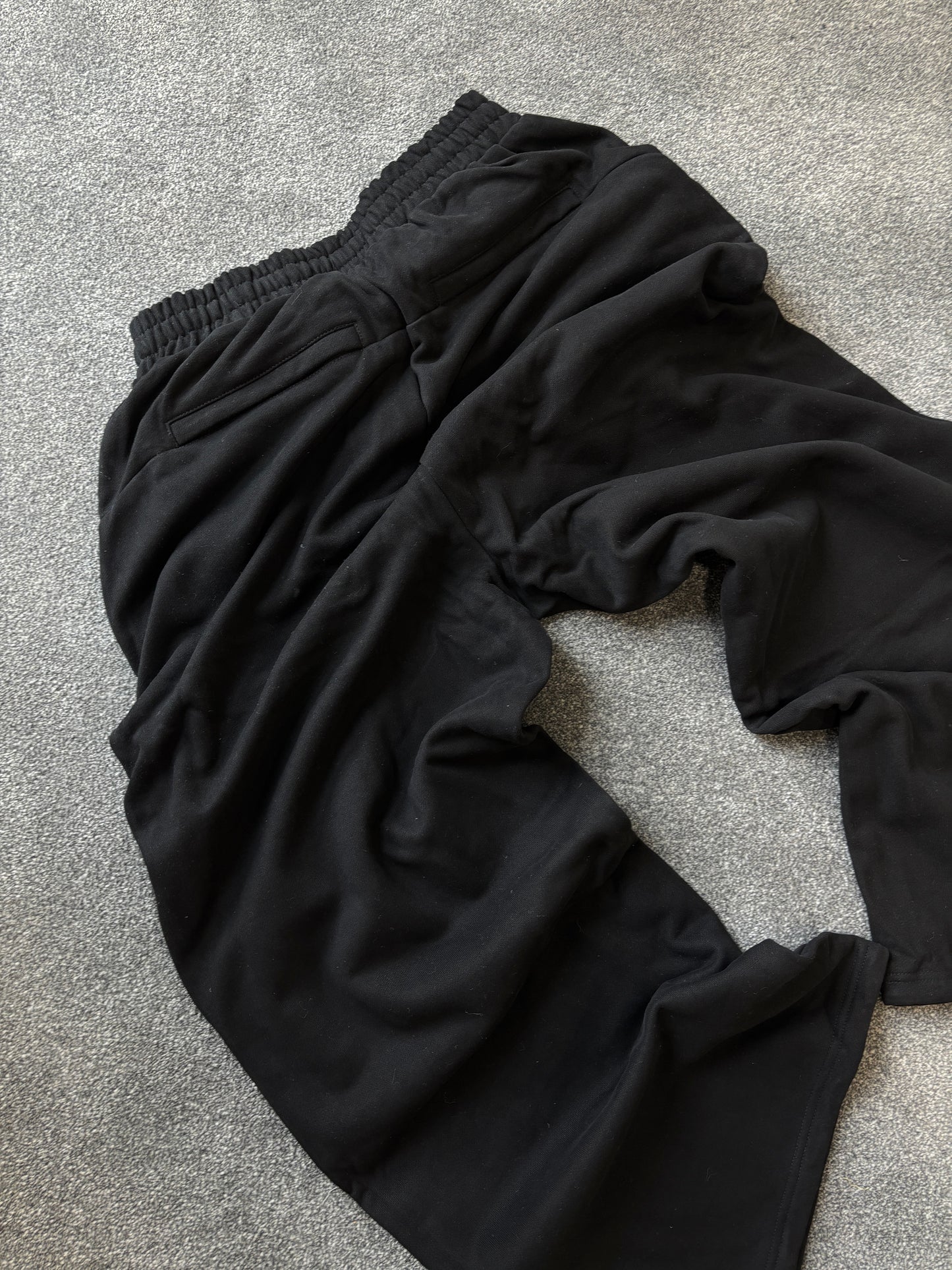 LFR NOIR SWEATPANTS V2